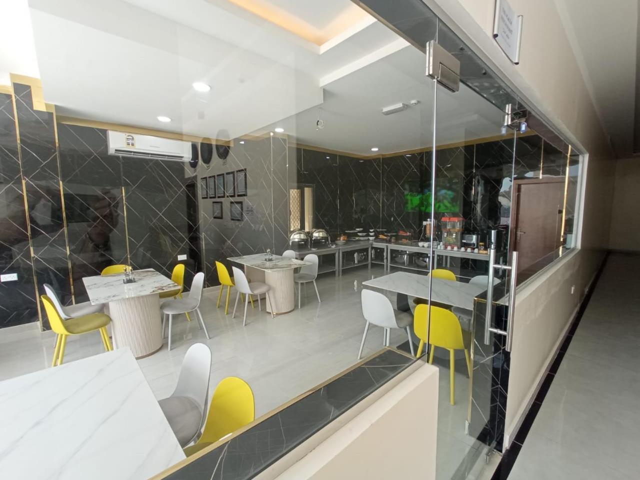 Hotel Duqum Plaza 3*